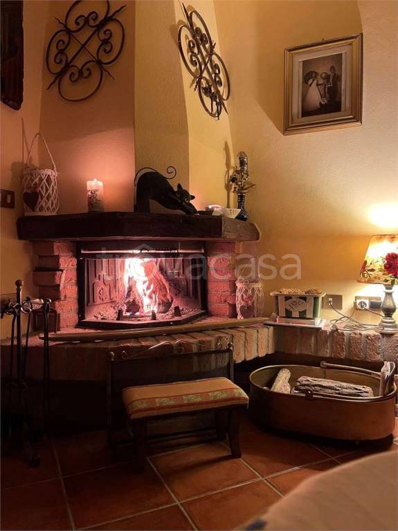 casa indipendente in vendita a Gazzola in zona Rivalta