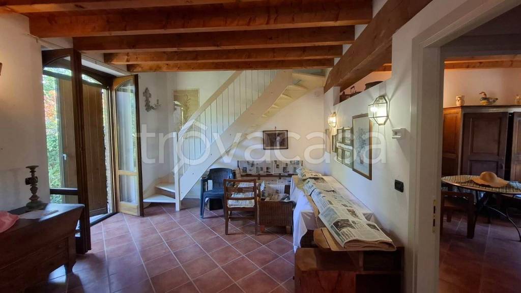 casa indipendente in vendita a Gazzola in zona Rivalta