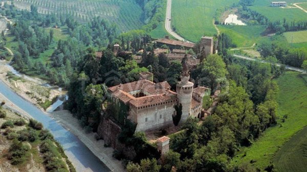 casa indipendente in vendita a Gazzola in zona Rivalta