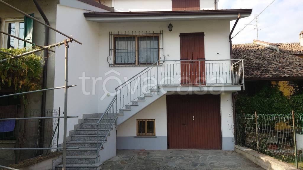 casa indipendente in vendita a Gazzola