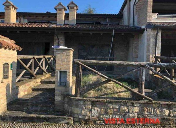 casa indipendente in vendita a Gazzola