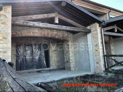 casa indipendente in vendita a Gazzola