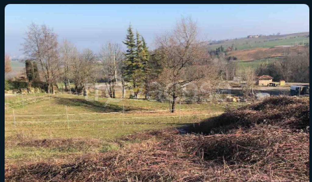 terreno edificabile in vendita a Gazzola in zona Rezzanello