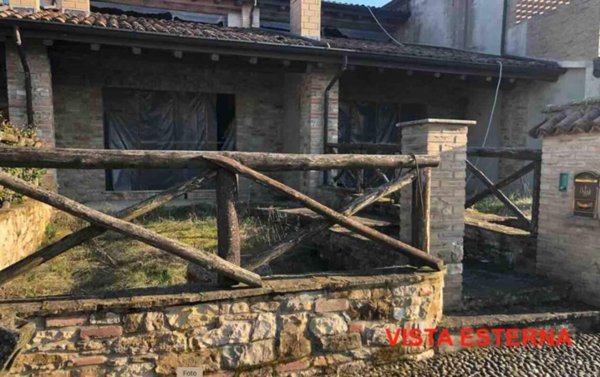 casa indipendente in vendita a Gazzola