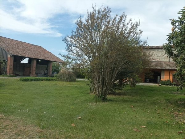 casa indipendente in vendita a Gazzola in zona Rivalta