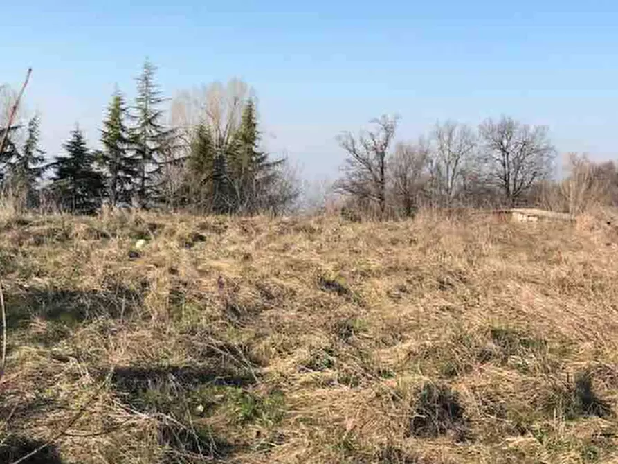 terreno edificabile in vendita a Gazzola