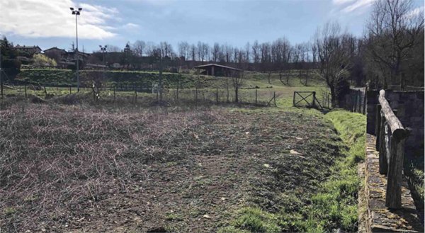 terreno edificabile in vendita a Gazzola in zona Rezzanello