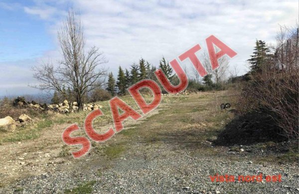 terreno edificabile in vendita a Gazzola