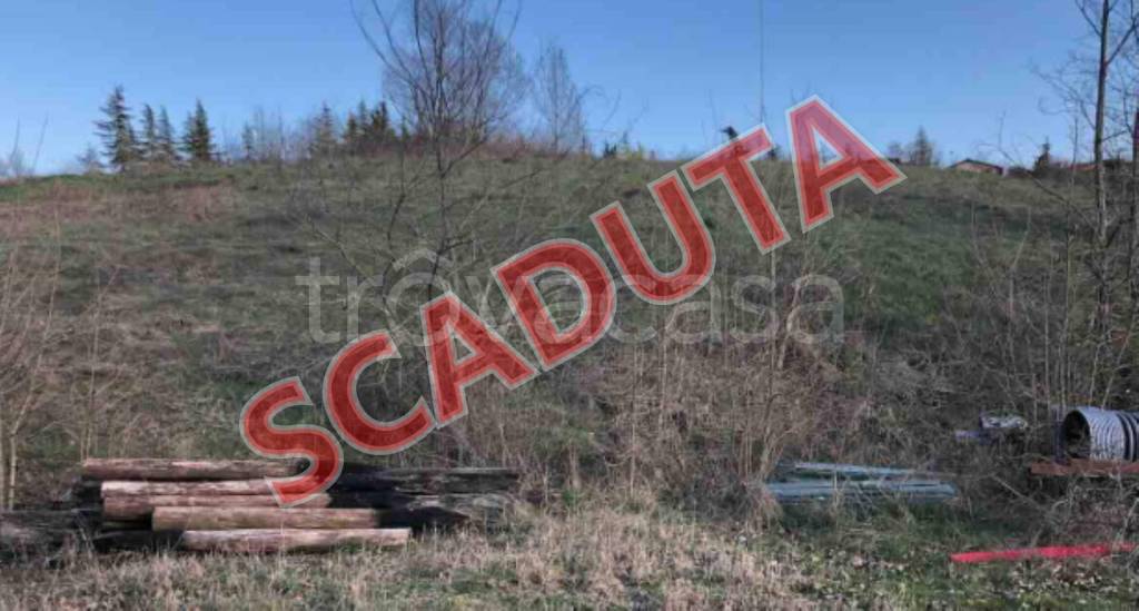 terreno edificabile in vendita a Gazzola