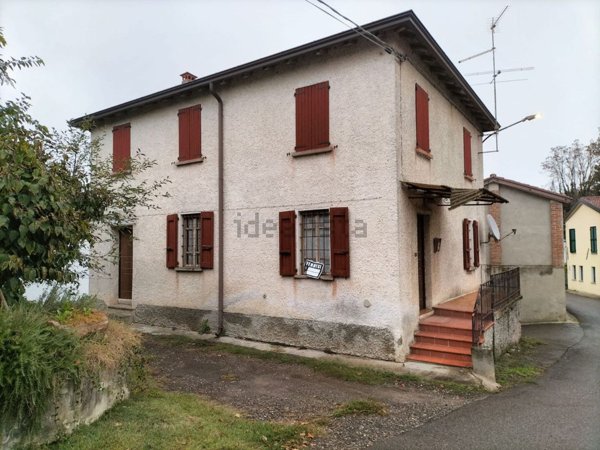 casa indipendente in vendita a Gazzola