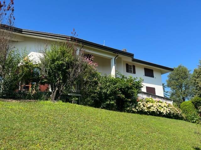 casa indipendente in vendita a Gazzola in zona Momeliano