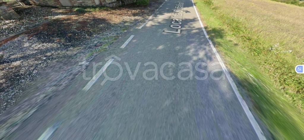 terreno edificabile in vendita a Gazzola