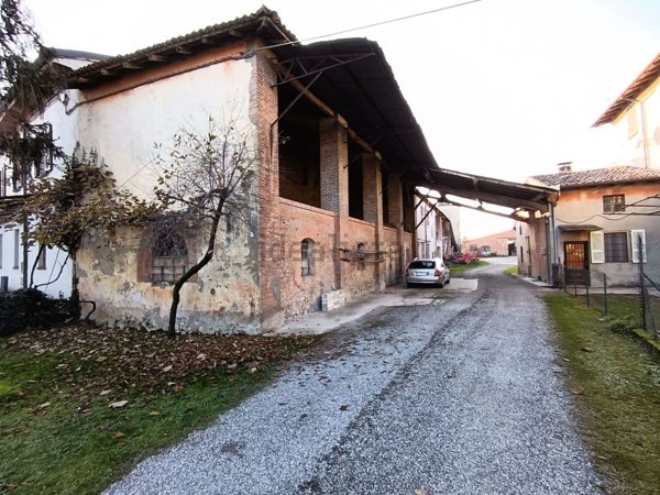 casa indipendente in vendita a Gazzola in zona Tuna