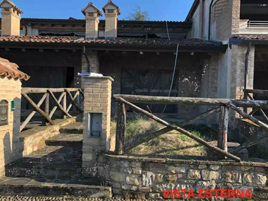 casa indipendente in vendita a Gazzola in zona Arola