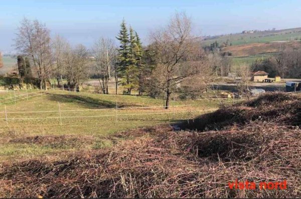 appartamento in vendita a Gazzola in zona Rezzanello