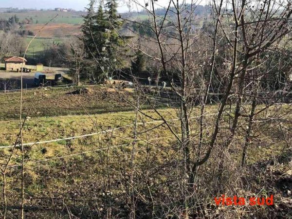 terreno edificabile in vendita a Gazzola in zona Rezzanello