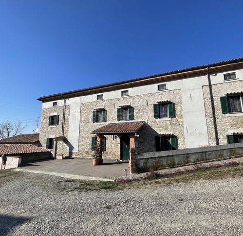 casa indipendente in vendita a Gazzola