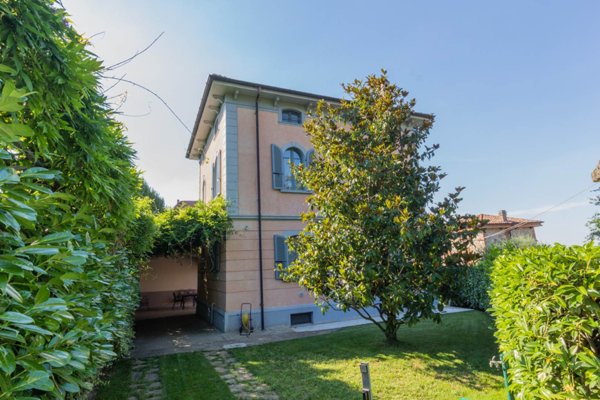 casa indipendente in vendita a Gazzola in zona Momeliano