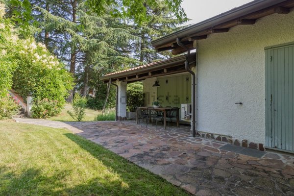 casa indipendente in vendita a Gazzola in zona Rezzanello