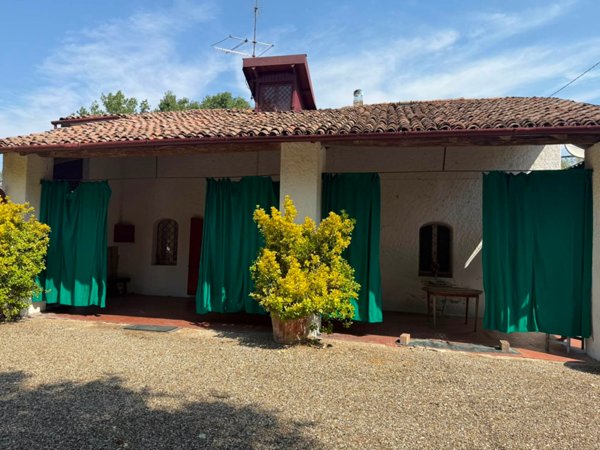 casa indipendente in vendita a Gazzola in zona Castelletto