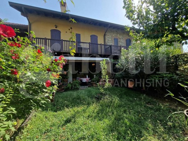 appartamento in vendita a Gazzola in zona Rivalta
