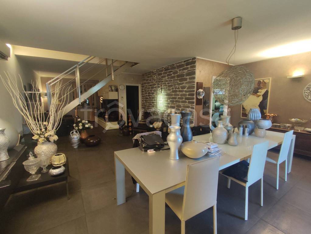 casa indipendente in vendita a Gossolengo