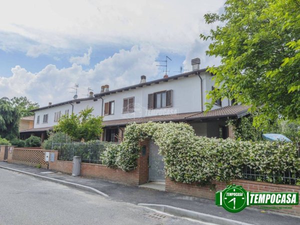 casa indipendente in vendita a Gossolengo in zona Settima