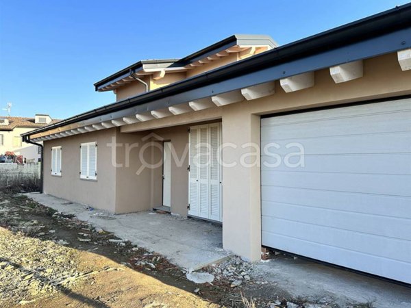 casa indipendente in vendita a Gossolengo