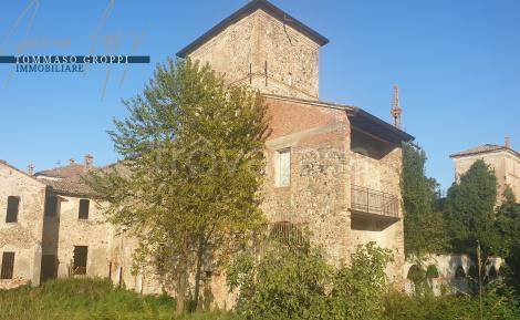 terreno edificabile in vendita a Gossolengo in zona Settima