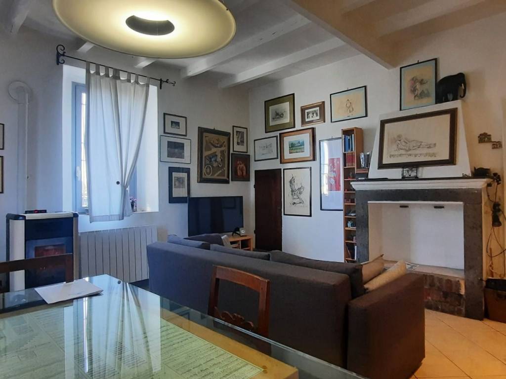 casa indipendente in vendita a Gossolengo