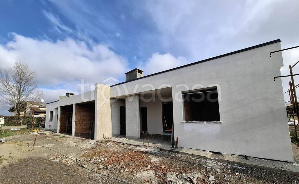 casa indipendente in vendita a Gossolengo