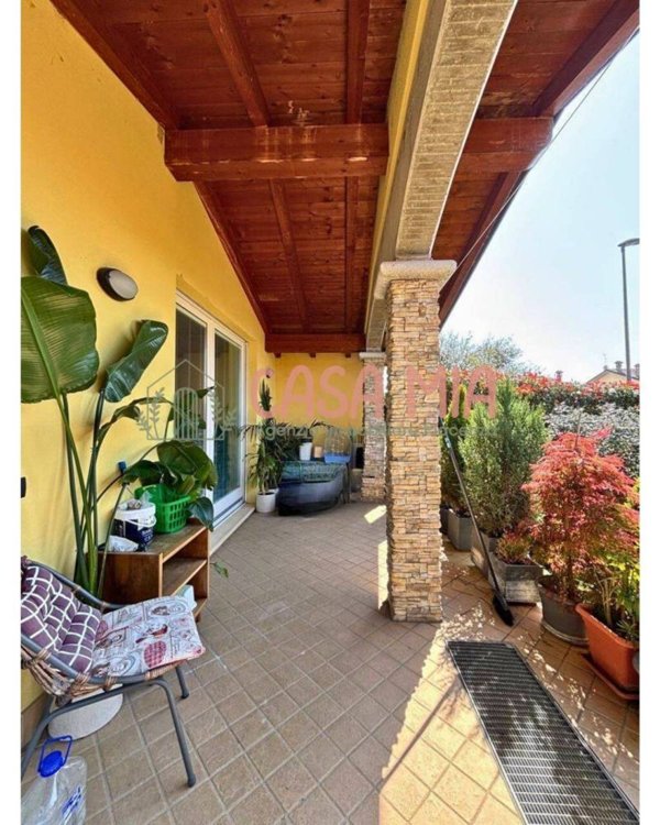 casa indipendente in vendita a Gossolengo in zona Settima