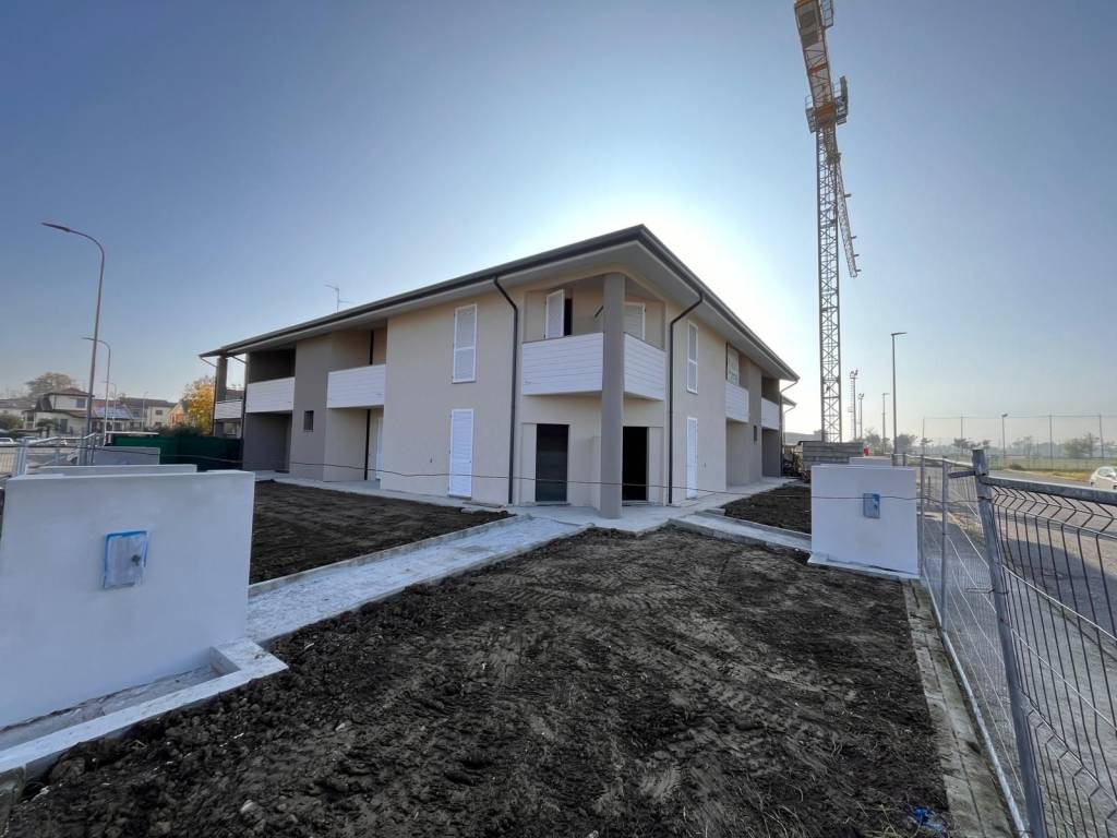 casa indipendente in vendita a Gossolengo