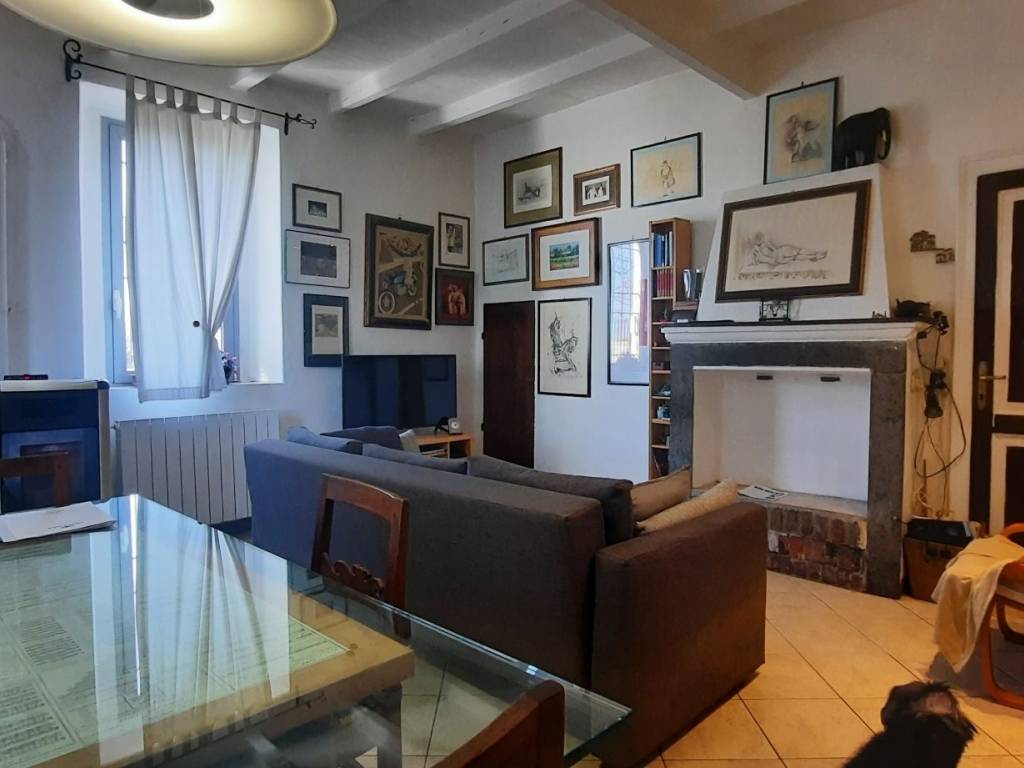 casa indipendente in vendita a Gossolengo