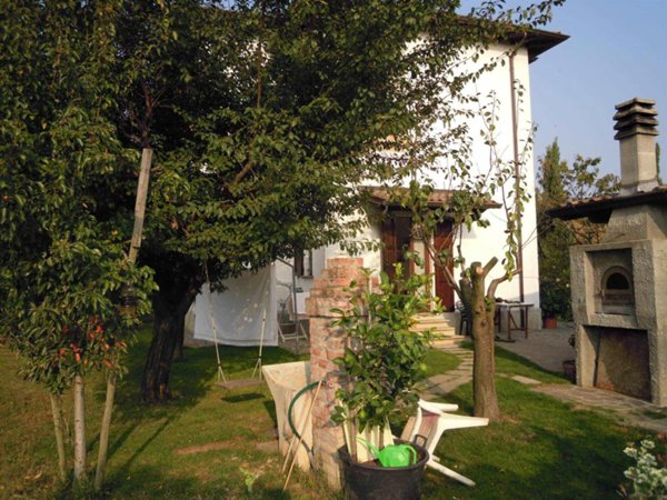 casa indipendente in vendita a Gossolengo in zona Caratta