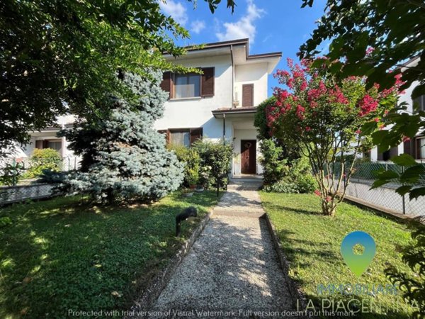 casa indipendente in vendita a Gossolengo