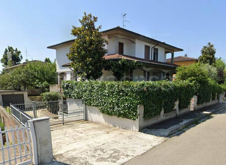 casa indipendente in vendita a Gossolengo