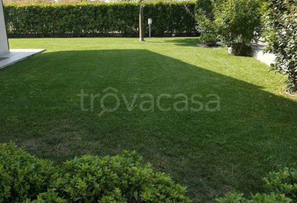 casa indipendente in vendita a Gossolengo