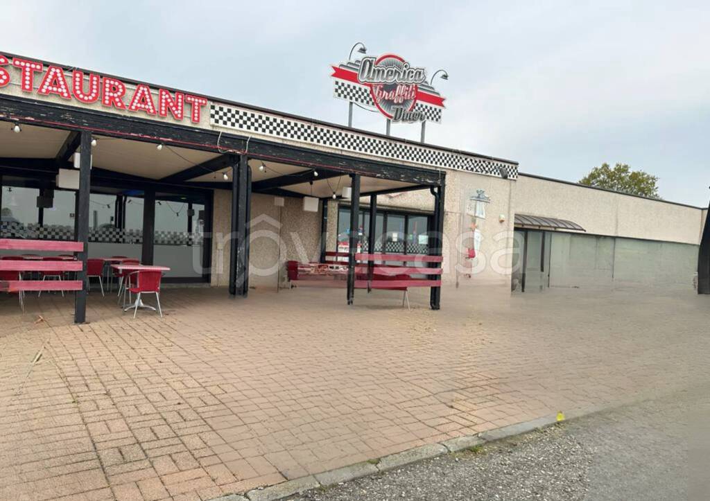 negozio in vendita a Gossolengo in zona Settima