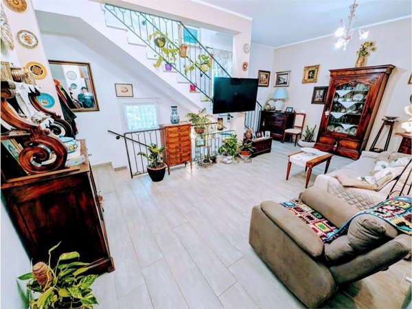 casa indipendente in vendita a Gossolengo