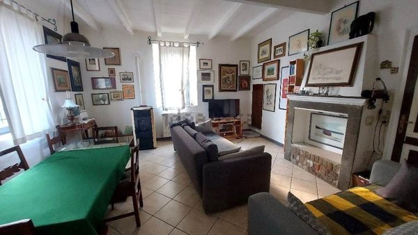 casa indipendente in vendita a Gossolengo