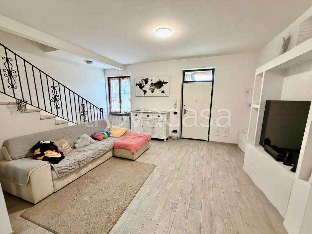 casa indipendente in vendita a Gossolengo