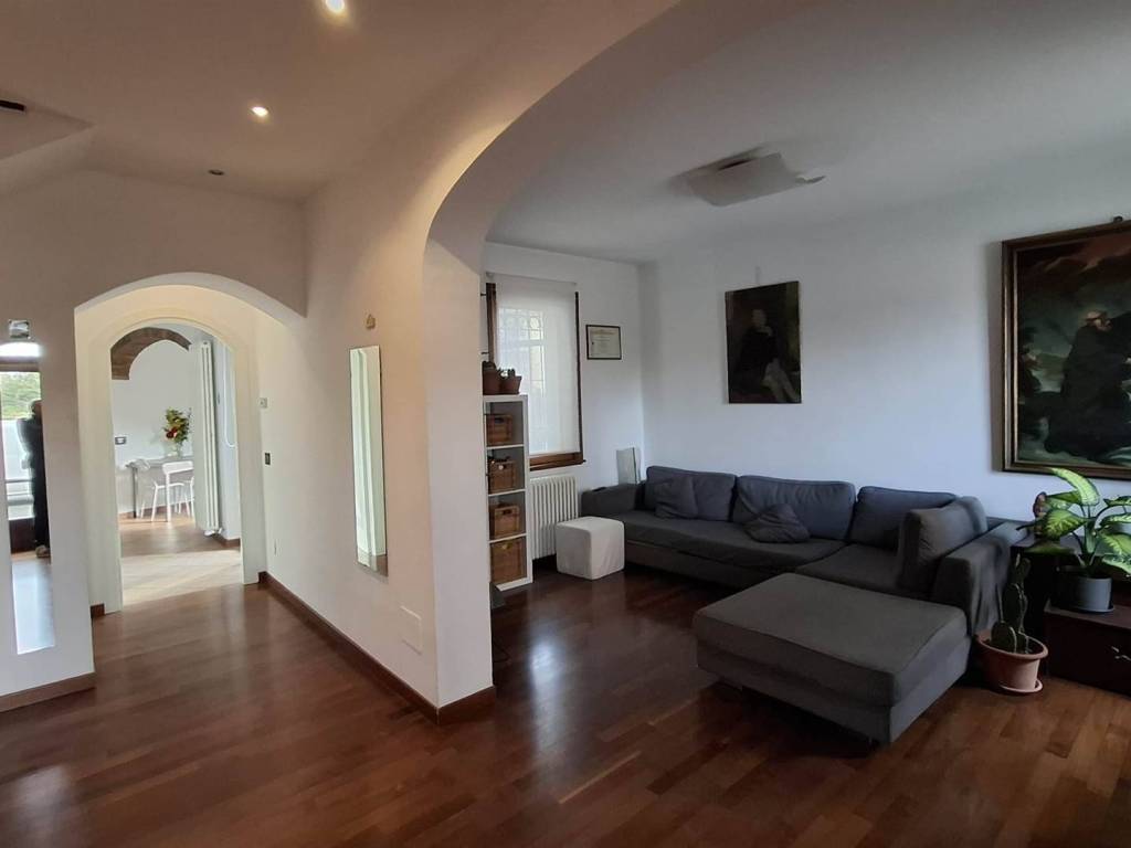 casa indipendente in vendita a Gossolengo