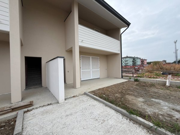 casa indipendente in vendita a Gossolengo