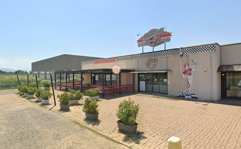 negozio in vendita a Gossolengo in zona Settima