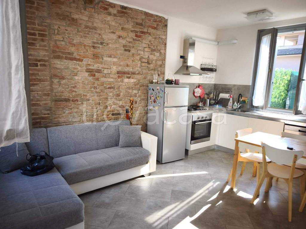 casa indipendente in vendita a Gossolengo