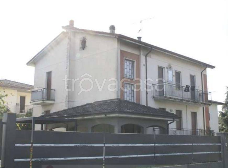 appartamento in vendita a Gossolengo in zona Caratta