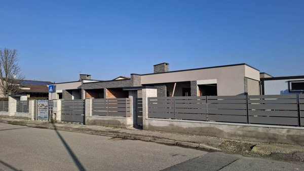 casa indipendente in vendita a Gossolengo