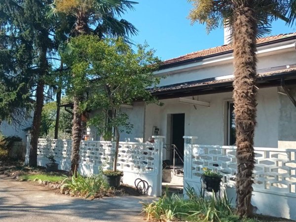 casa indipendente in vendita a Gossolengo