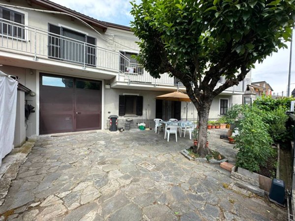 casa indipendente in vendita a Gragnano Trebbiense in zona Casaliggio